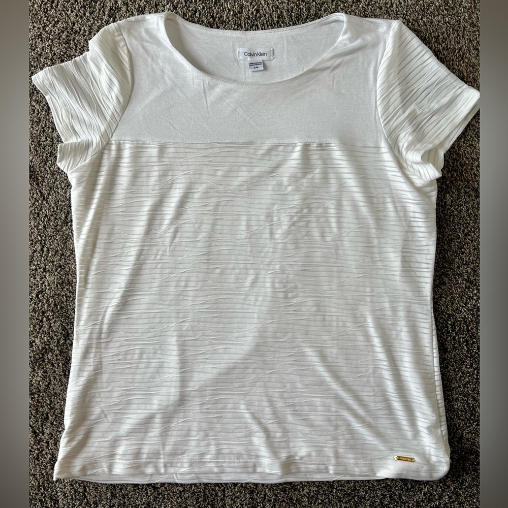 Calvin Klein Short Sleeve Blouse Size Large